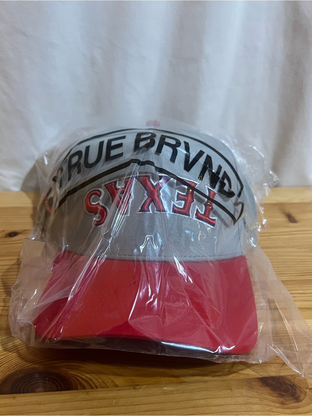TEXAS RANGERS TRUE BRVND HAT CAP 1996 RED/GREY THEME NIGHT 7-20-26 TRUE BRAND Br